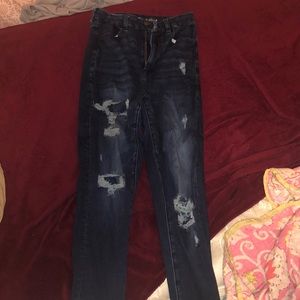 High waisted dark blue jeans